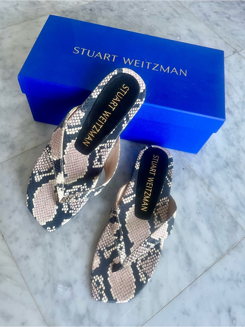 Stuart Weitzman Women's Snake-Print Thong Sandals in Black & Beige - Size 6.5